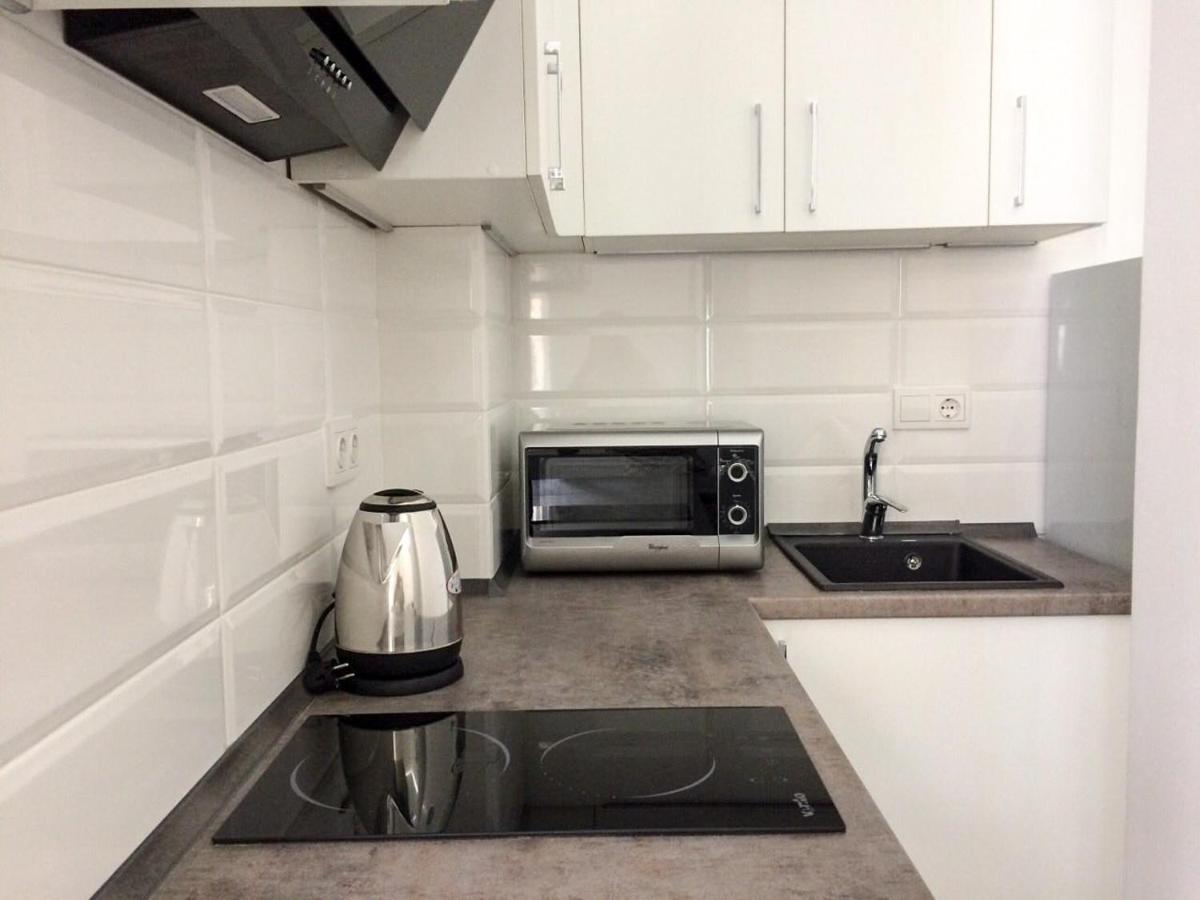 Kyiv White Apartment Bagian luar foto