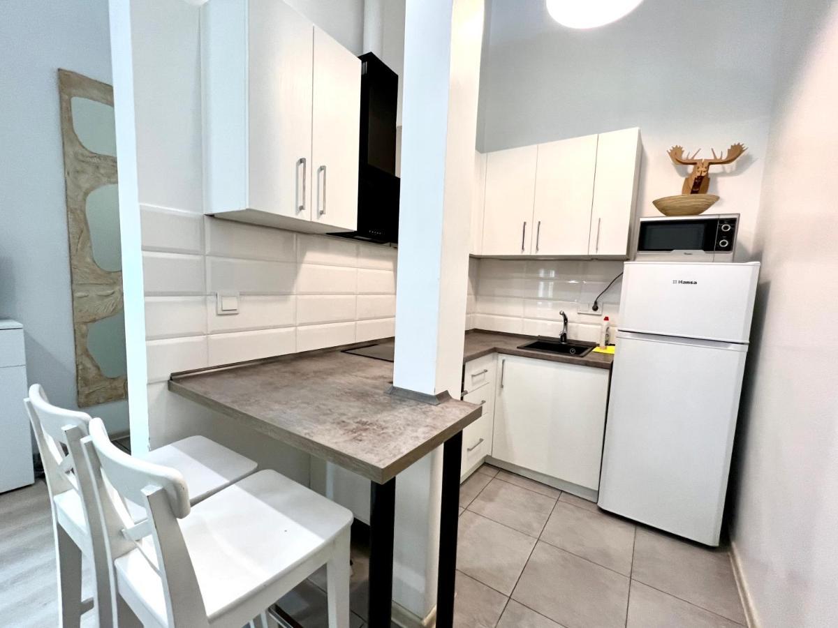 Kyiv White Apartment Bagian luar foto